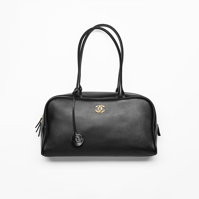 chanel large smooth calfskin bowling shoulder bag